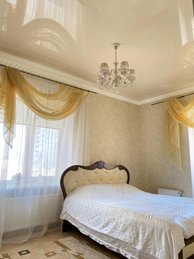 Apartments Koryatovichi Street 카미야네치포딜시키 외부 사진