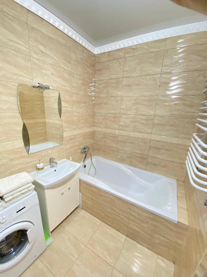 Apartments Koryatovichi Street 카미야네치포딜시키 외부 사진